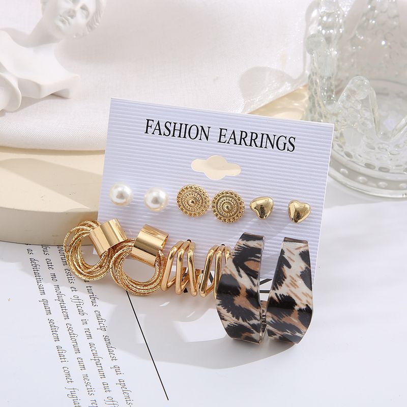 Simple Style Round Heart Shape Metal Plating Metal Earrings 6 Pairs