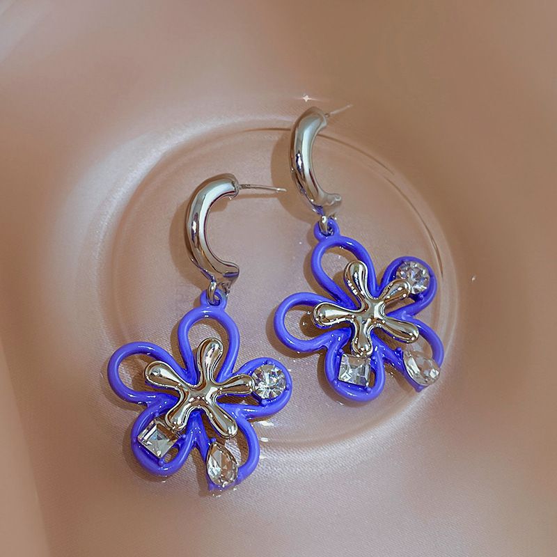 Fashion Flower Alloy Inlay Artificial Rhinestones Earrings