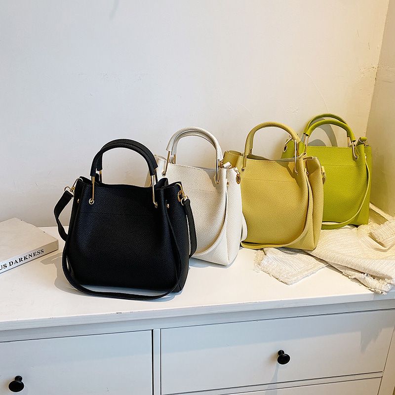 Women's Medium Pu Leather Solid Color Fashion Square Zipper Bucket Bag