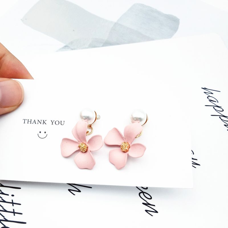 1 Set Simple Style Flower Imitation Pearl Alloy Iron Ear Studs