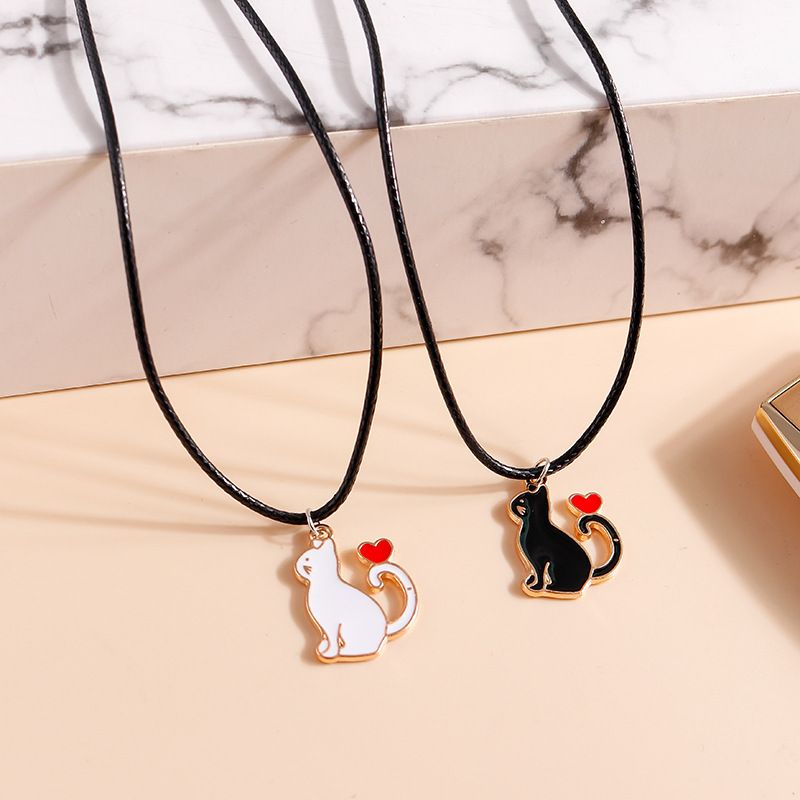 Cute Cat Alloy Enamel Couple Pendant Necklace 1 Piece