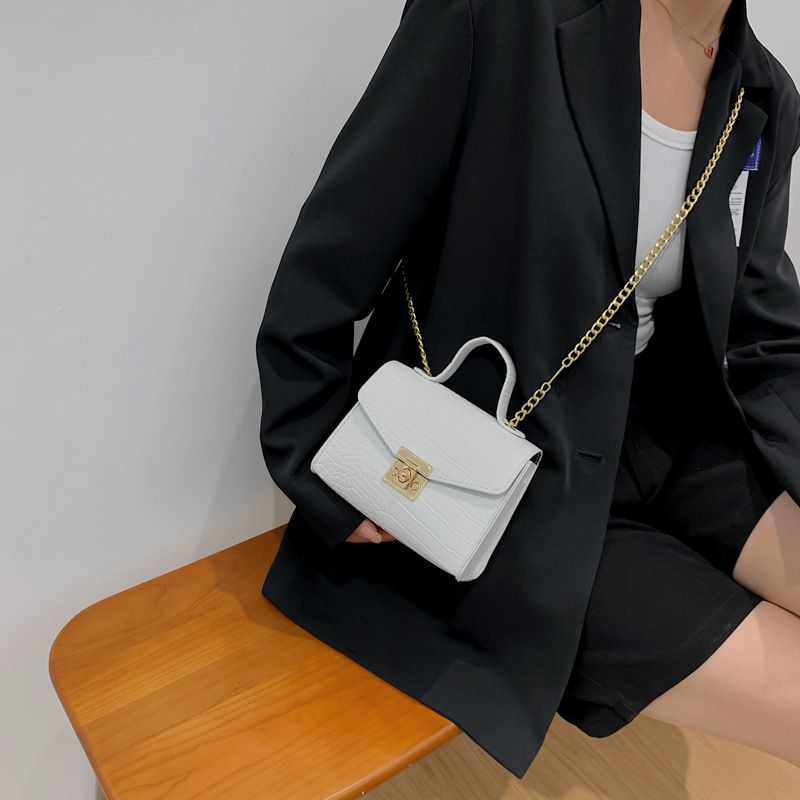 Streetwear Solid Color Square Buckle Chain Bag
