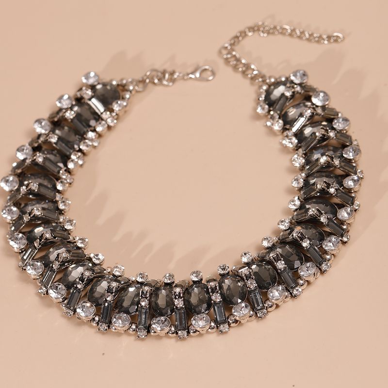 Fashion Geometric Alloy Inlay Rhinestones Choker