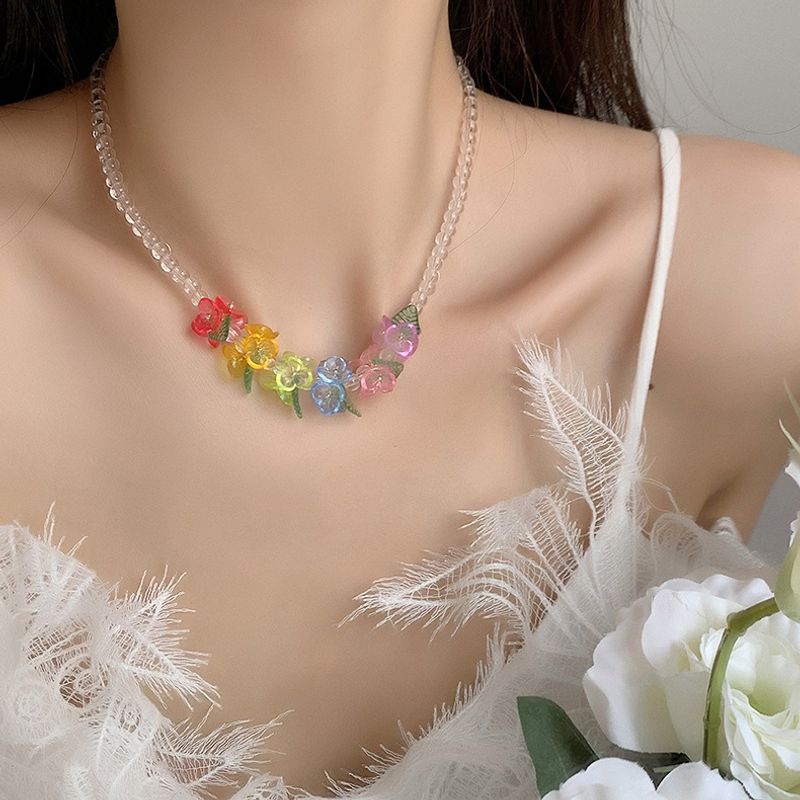 Sweet Flower Beaded Beaded Necklace