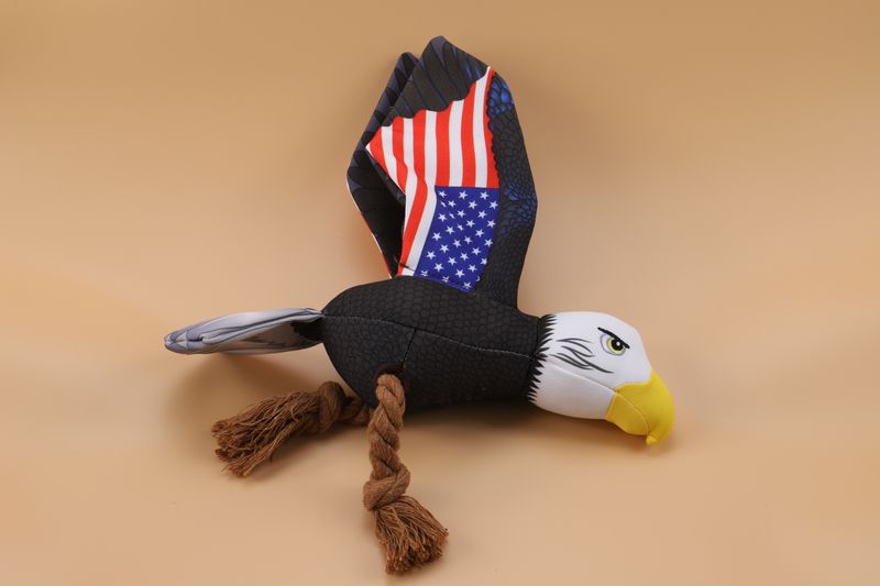 Nette Flügel Flagge Nähte Adler Hund Spielzeug