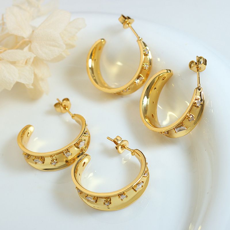 1 Pair Simple Style C Shape Gold Plated Copper Zircon Ear Studs