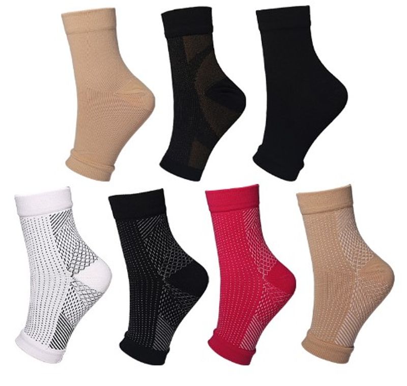 Unisex Sports Solid Color Nylon Rib-knit Ankle Socks