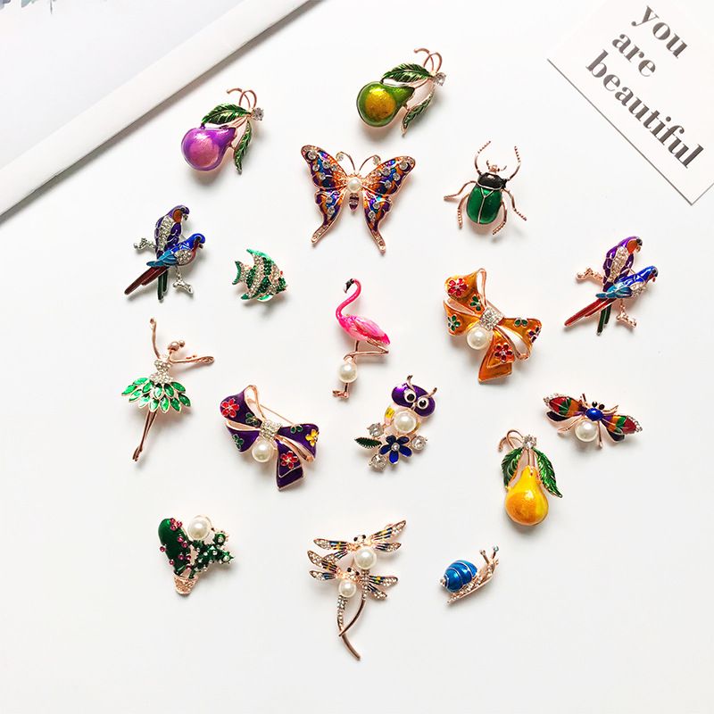 Simple Style Animal Insect Alloy Plating Artificial Rhinestones Artificial Pearls Women's Brooches