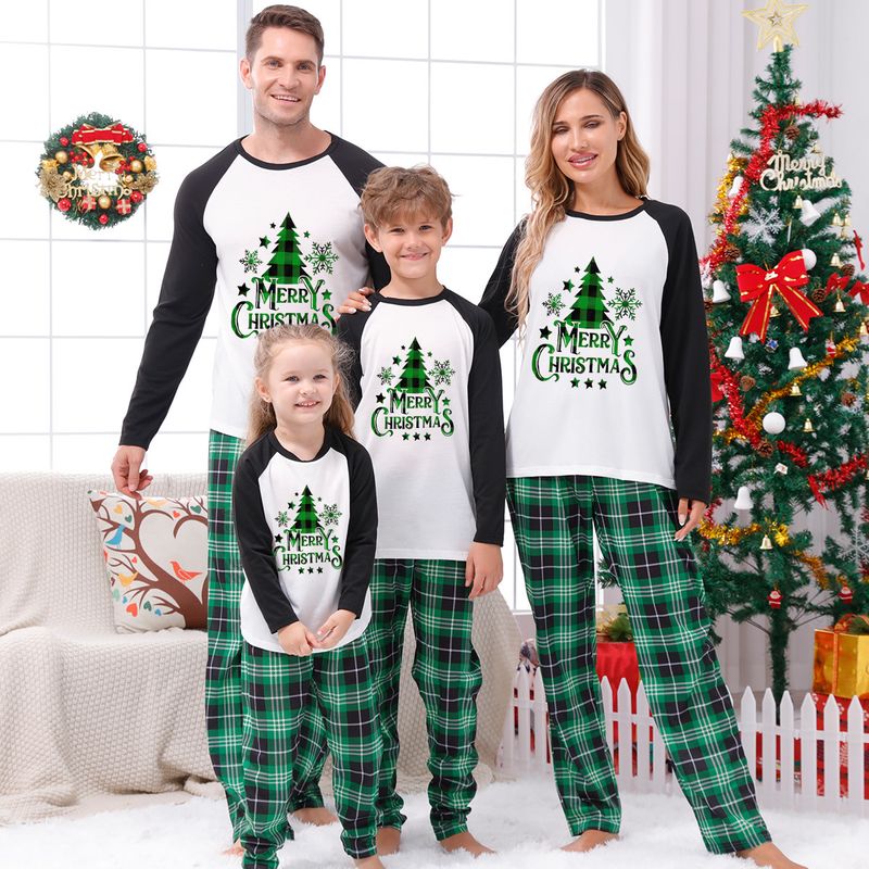 Casual Árbol De Navidad Mezcla De Algodón Conjuntos De Pantalones Pantalones Rectos Camiseta De Manga Corta Trajes A Juego Para La Familia