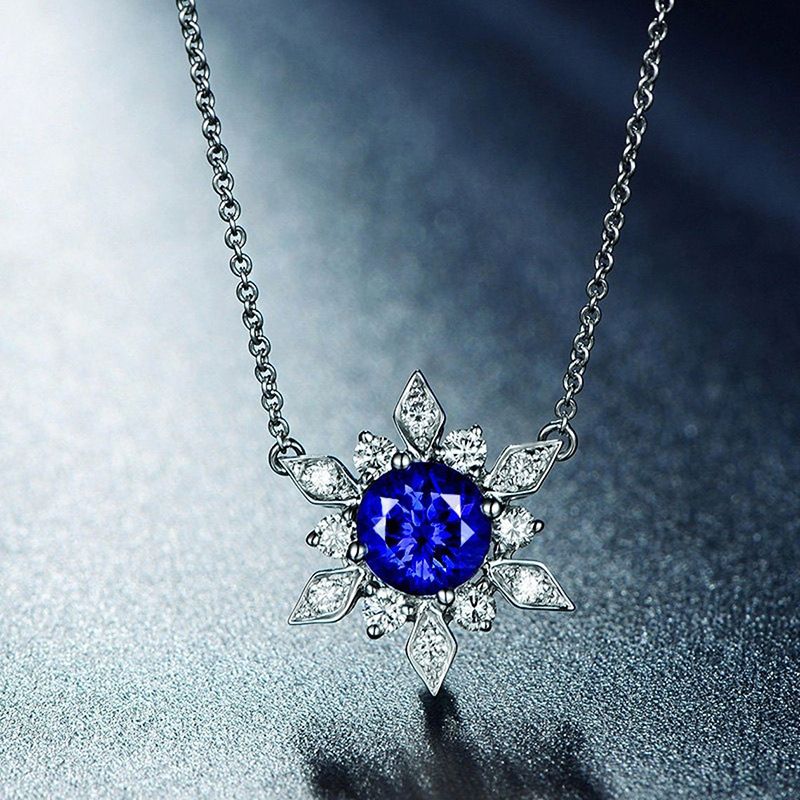 Fashion Geometric Sunflower Copper Inlay Artificial Diamond Pendant Necklace 1 Piece