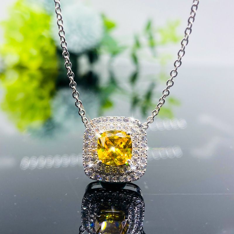 Elegant Geometrisch Quadrat Kupfer Inlay Künstlicher Diamant Halskette 1 Stück