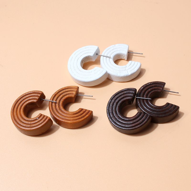 1 Pair Vintage Style C Shape Handmade Wood Ear Studs