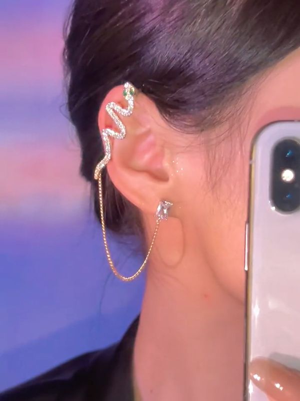 Ins Style Snake Metal Plating Rhinestones Women's Ear Clips 1 Piece