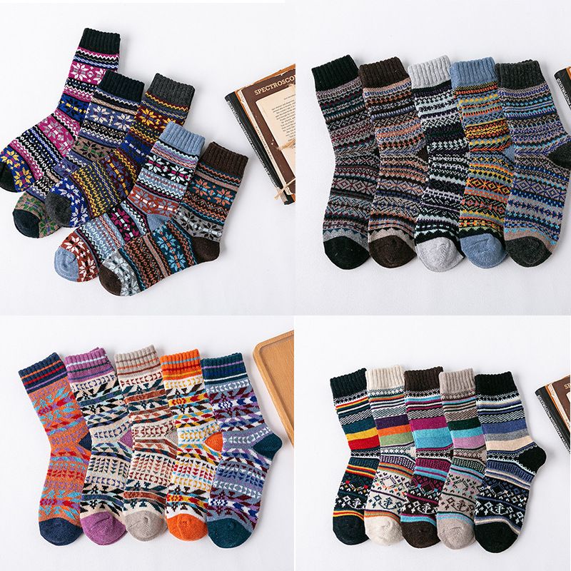 Unisex Ethnic Style Totem Color Block Rabbit Fur Wool Crew Socks 1 Pair