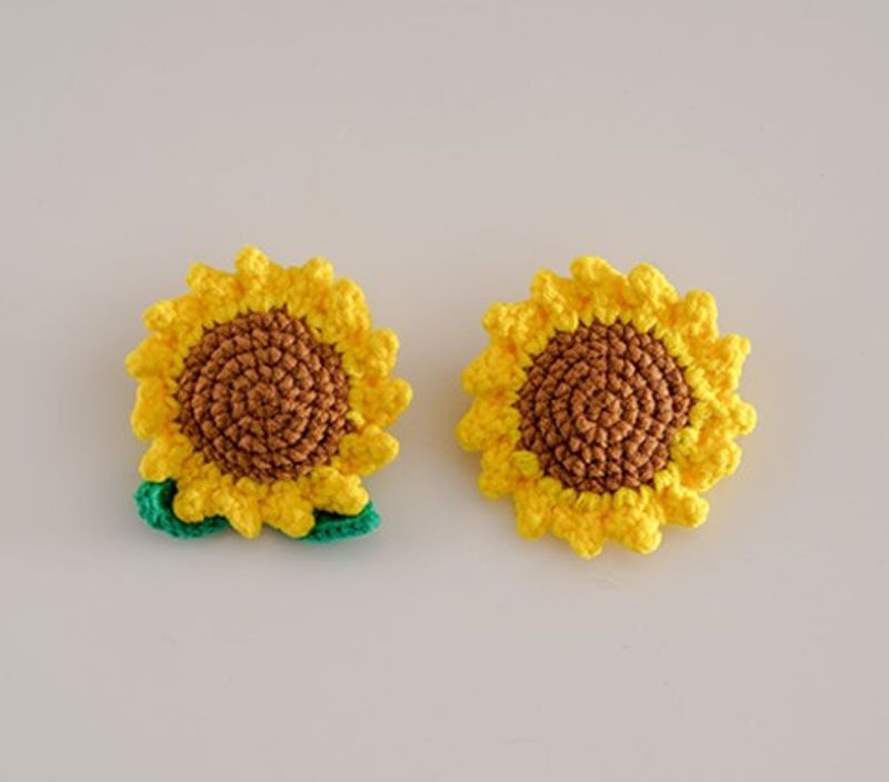 Pastoral Sunflower Yarn Crochet Lace Unisex Brooches