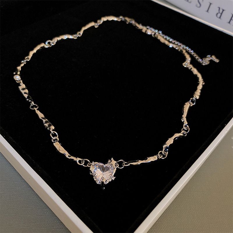 Fashion Heart Shape Copper Inlay Zircon Necklace 1 Piece