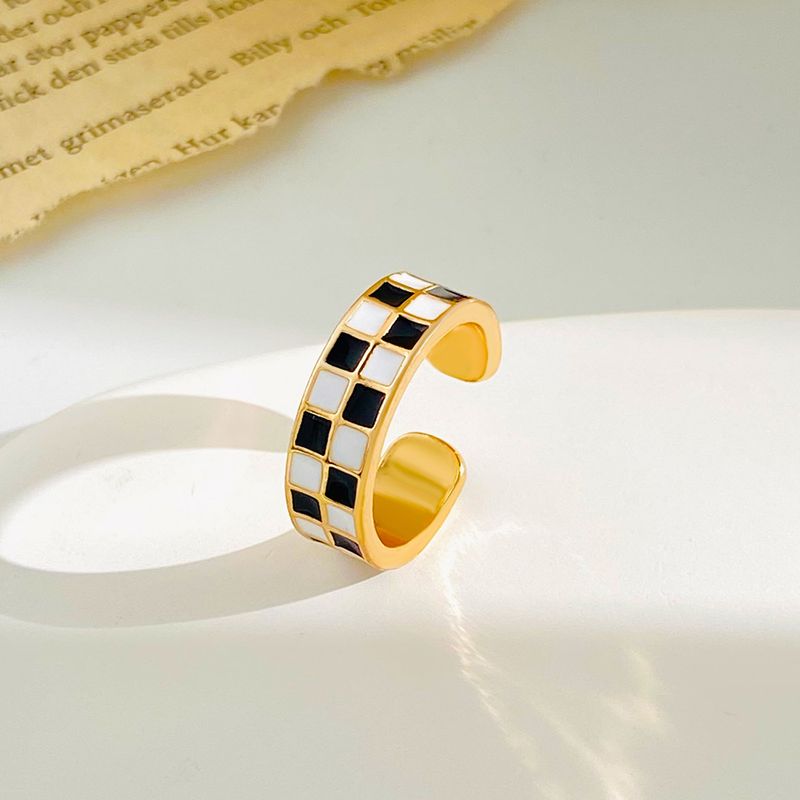 Retro Checkered Alloy Enamel Women's Rings