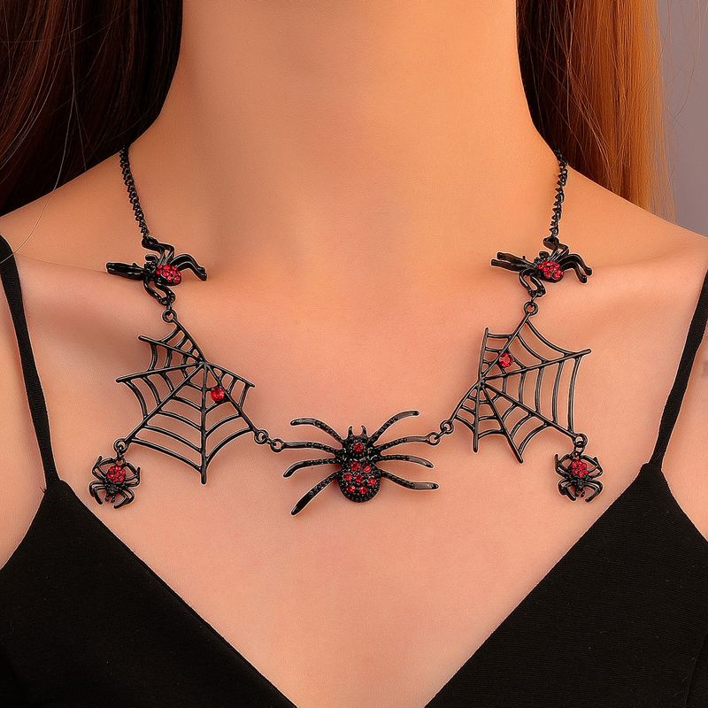 Fashion Spider Alloy Plating Women's Pendant Necklace 1 Piece
