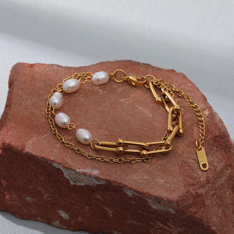 Mode Einfarbig Rostfreier Stahl Geschichtet Perle Vergoldet Armbänder 1 Stück