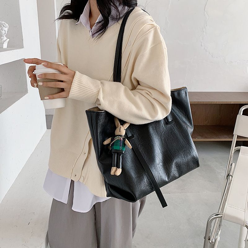 Women's Medium Pu Leather Solid Color Fashion Square Magnetic Buckle Tote Bag