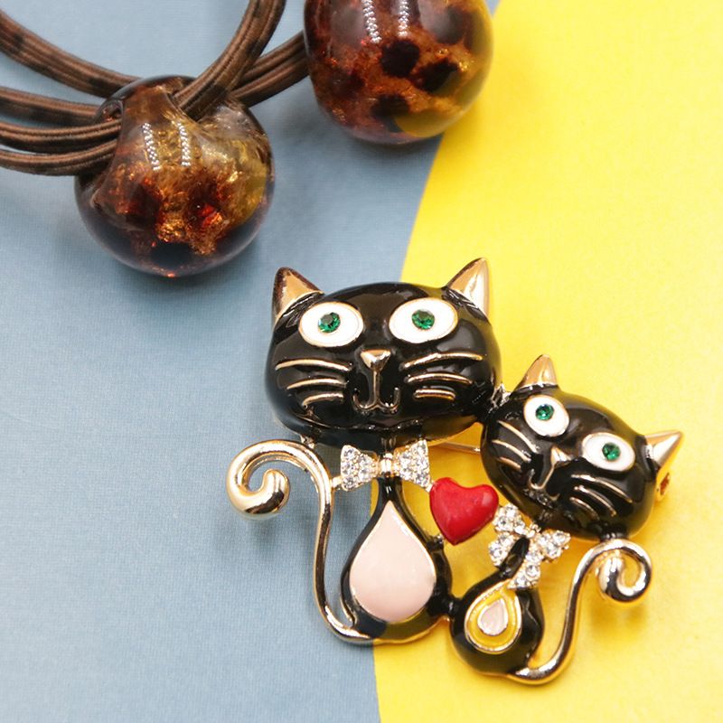 Cartoon Style Cat Alloy Enamel Artificial Pearls Rhinestones Unisex Brooches