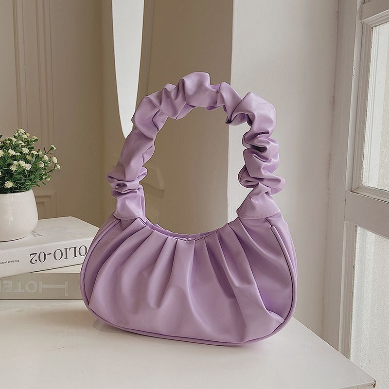 Femmes Petit Faux Cuir Couleur Unie Vêtement De Rue Forme De Boulette Fermeture Éclair Sac En Forme De Nuage