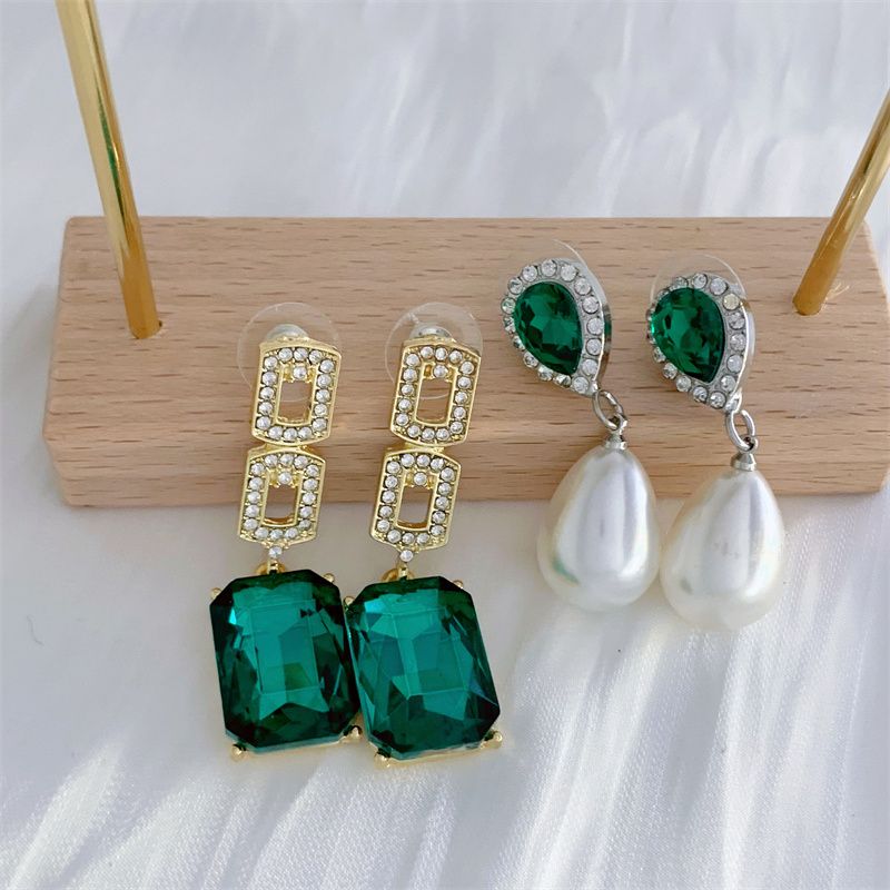 Elegant Geometric Alloy Inlay Artificial Pearls Rhinestones Women's Drop Earrings 1 Pair