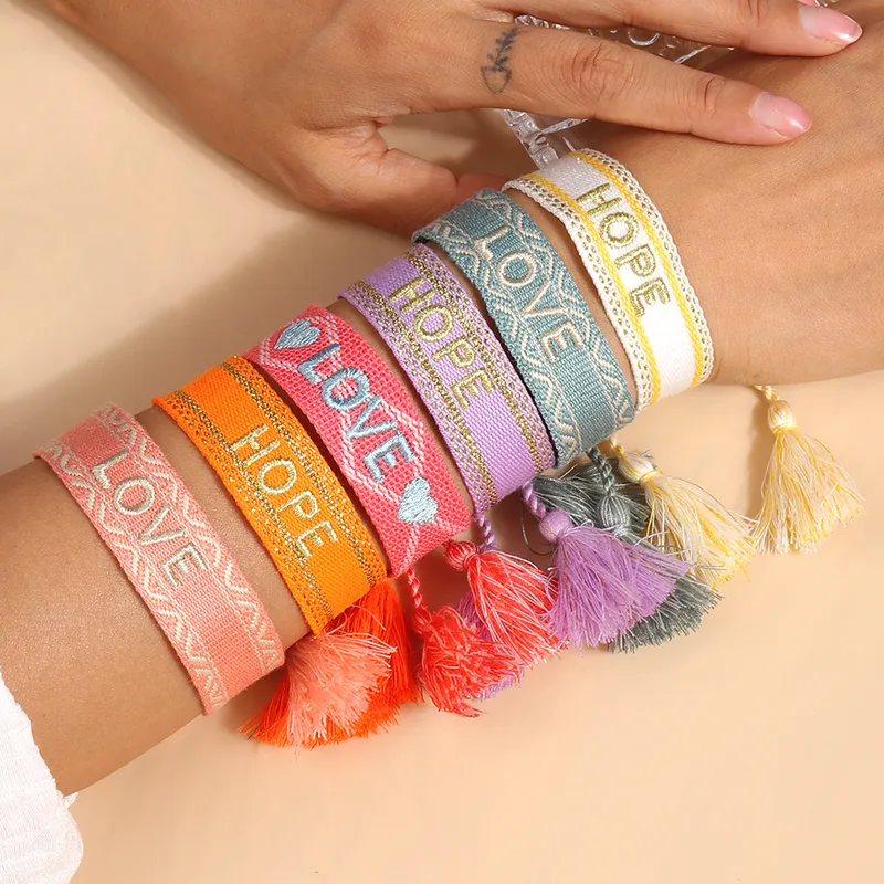 Mode Lettre Corde Tricot Femmes Bracelets 1 Pièce