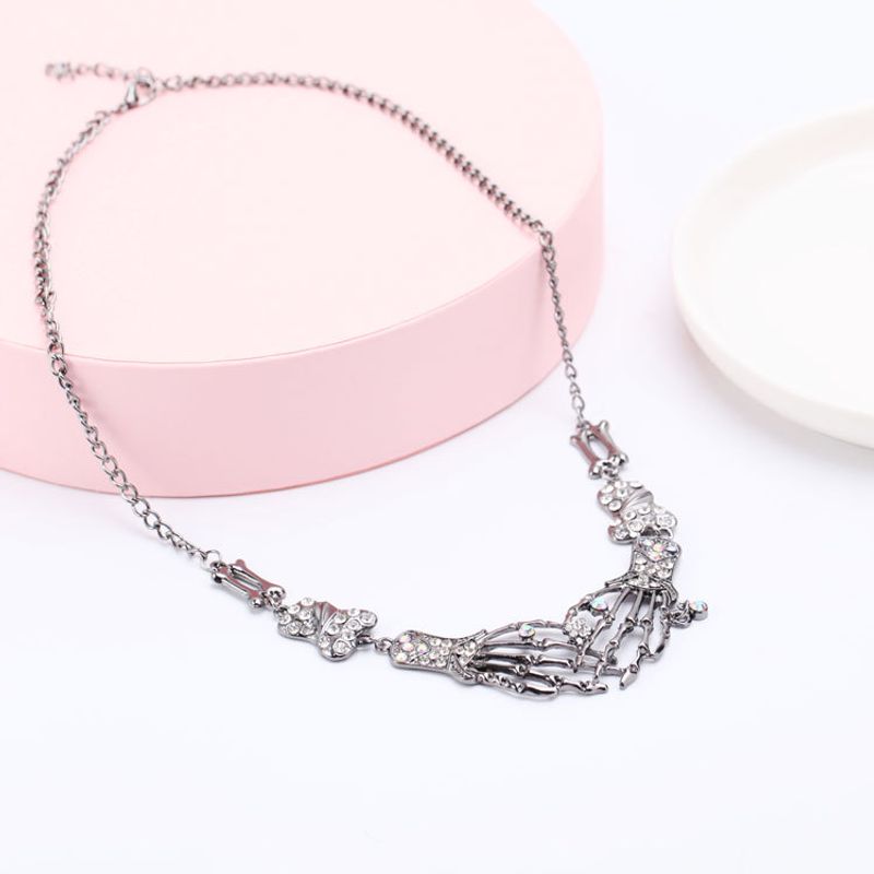 Funny Hand Alloy Plating Rhinestones Women's Necklace 1 Piece