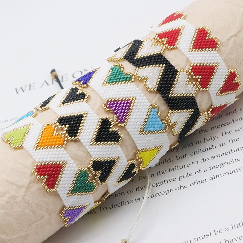 Ethnic Style Heart Shape Glass Knitting Women's Bracelets 1 Piece