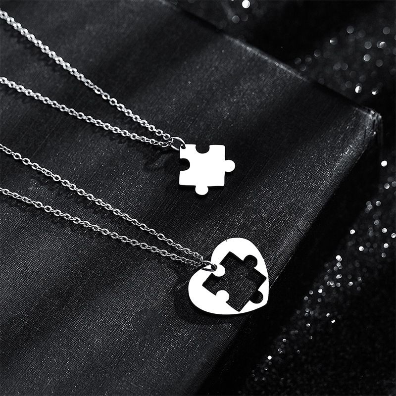 Fashion Heart Shape Stainless Steel Polishing Pendant Necklace