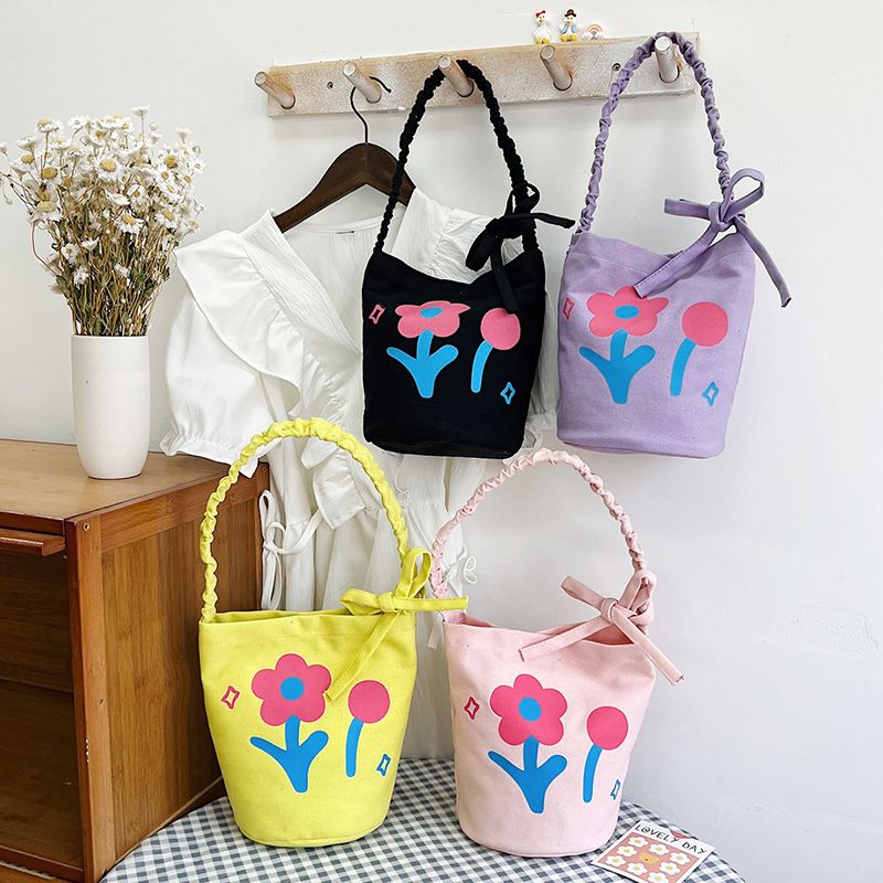 Girl's Medium All Seasons Canvas Flower Fashion Bucket Magnetic Buckle Handbag