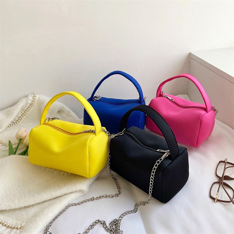 Bolso Pequeño Para Mujer Con Cremallera En Forma De Almohada En Color Liso Para Primavera Y Verano