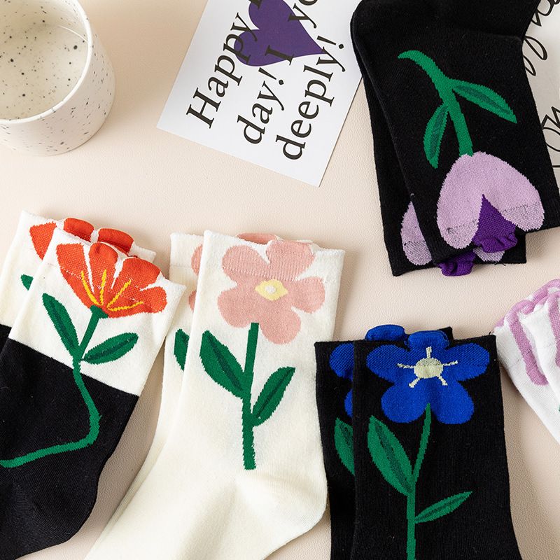 Frau Mode Blume Nylon Baumwolle Crew Socken Ein Paar