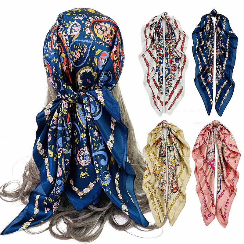 Women's Retro Flower Polyester Printing Silk Scarves