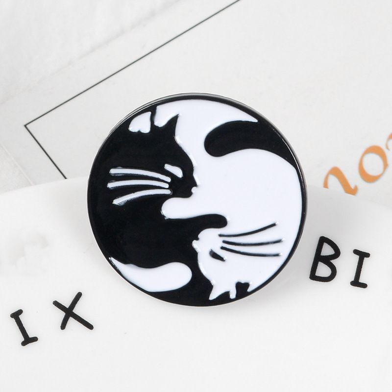 Cartoon Style Cat Alloy Plating Unisex Brooches