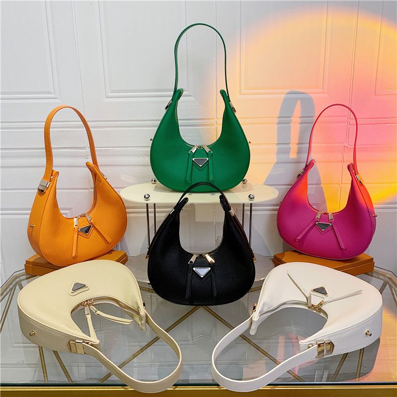 Women's Medium All Seasons Pu Leather Solid Color Fashion Dumpling Shape Zipper Underarm Bag
