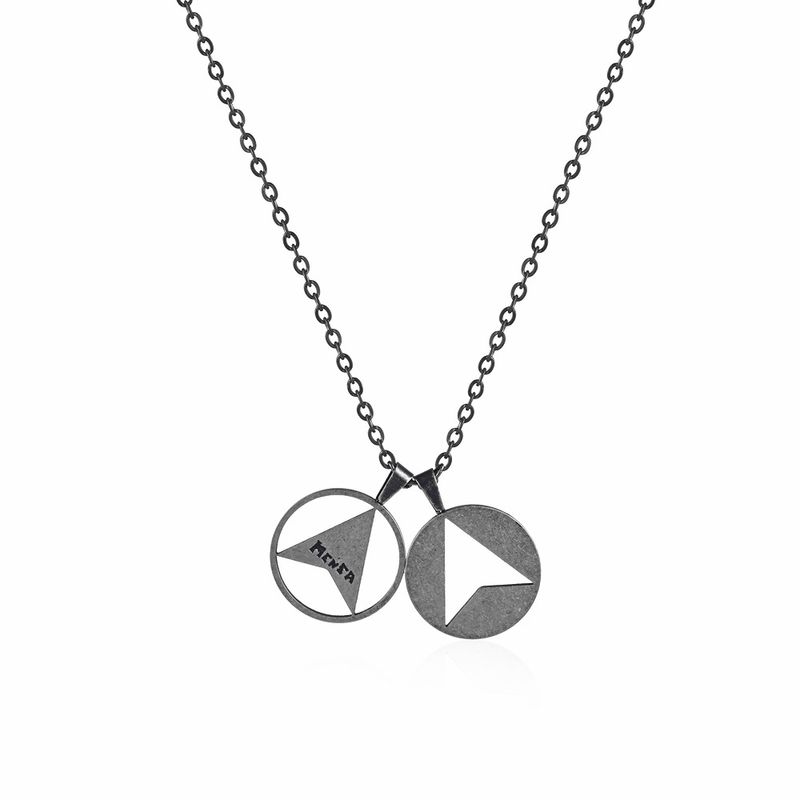 Einfacher Stil Dreieck Runden Titan Stahl Polieren Halskette Mit Anhänger 1 Stück