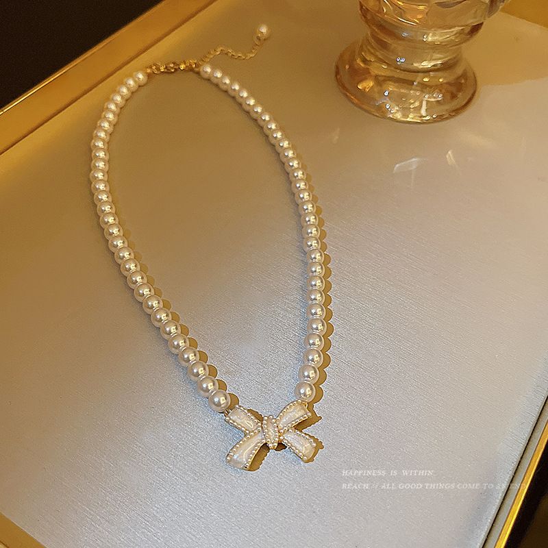 1 Piece Baroque Style Bow Knot Artificial Pearl Patchwork Women's Necklace