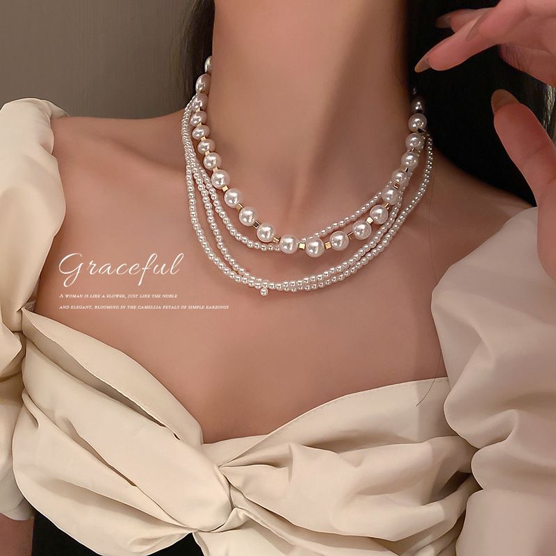 1 Piece Fashion Solid Color Imitation Pearl Alloy Beaded Women's Layered Necklaces
