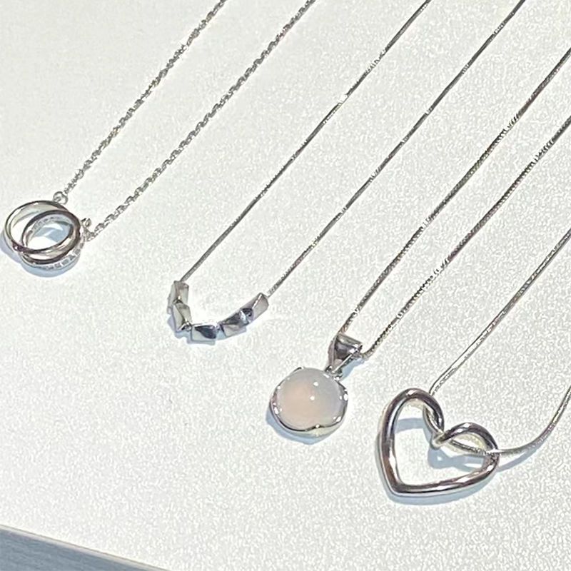 Simple Style Round Heart Shape Titanium Steel Inlay Artificial Gemstones Necklace