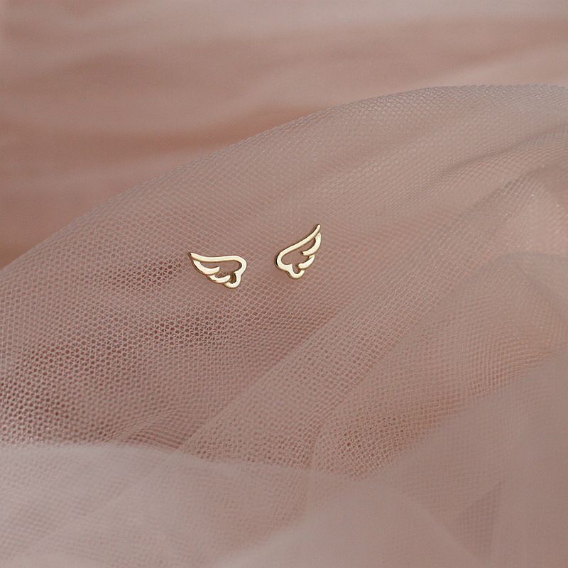1 Pair Simple Style Commute Wings Hollow Out Alloy Copper Ear Studs