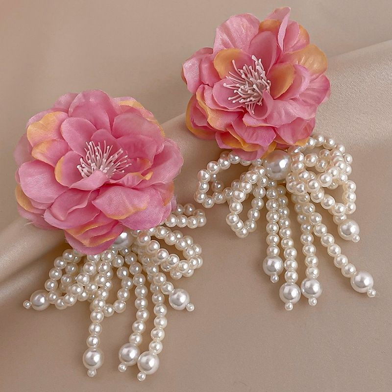 1 Pair Retro Flower Imitation Pearl Cloth Drop Earrings