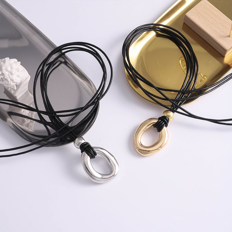 Classic Style Simple Metal Plating Gold Plated Silver Plated Women's Pendant Necklace