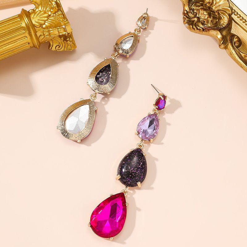 1 Pair Elegant Luxurious Water Droplets Inlay Alloy Rhinestones Gold Plated Drop Earrings
