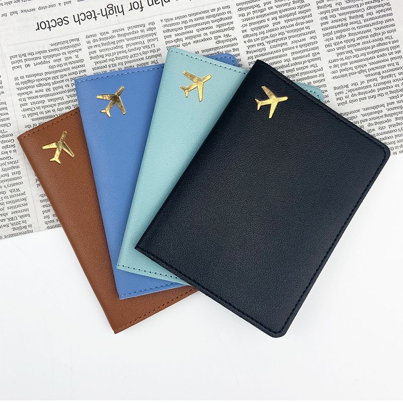 Unisex Elegant Solid Color Pu Leather Passport Holders