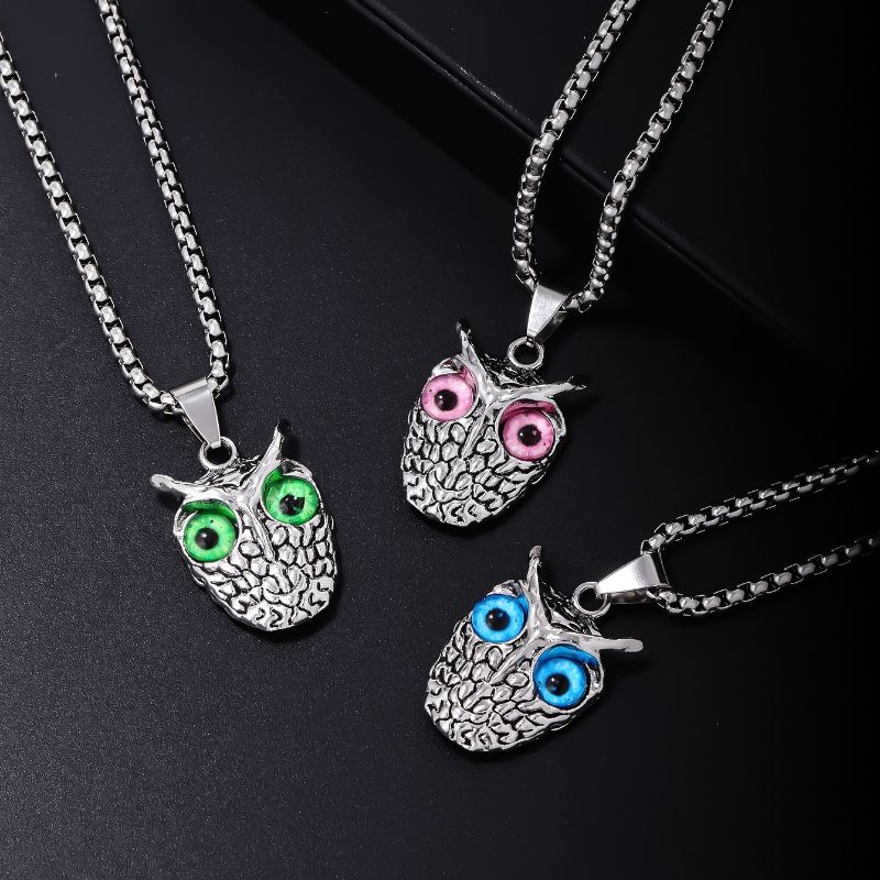 304 Stainless Steel Vintage Style Rock Plating Inlay Owl Rhinestones Pendant Necklace