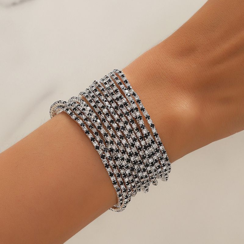 Vacation Classic Style Shiny Geometric Alloy Plating Inlay Rhinestones Silver Plated Women's Bracelets