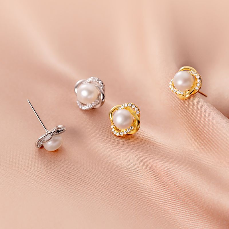 1 Paire Élégant Style Classique Rond Placage Argent Sterling Perles Artificielles Zircon Boucles D'oreilles
