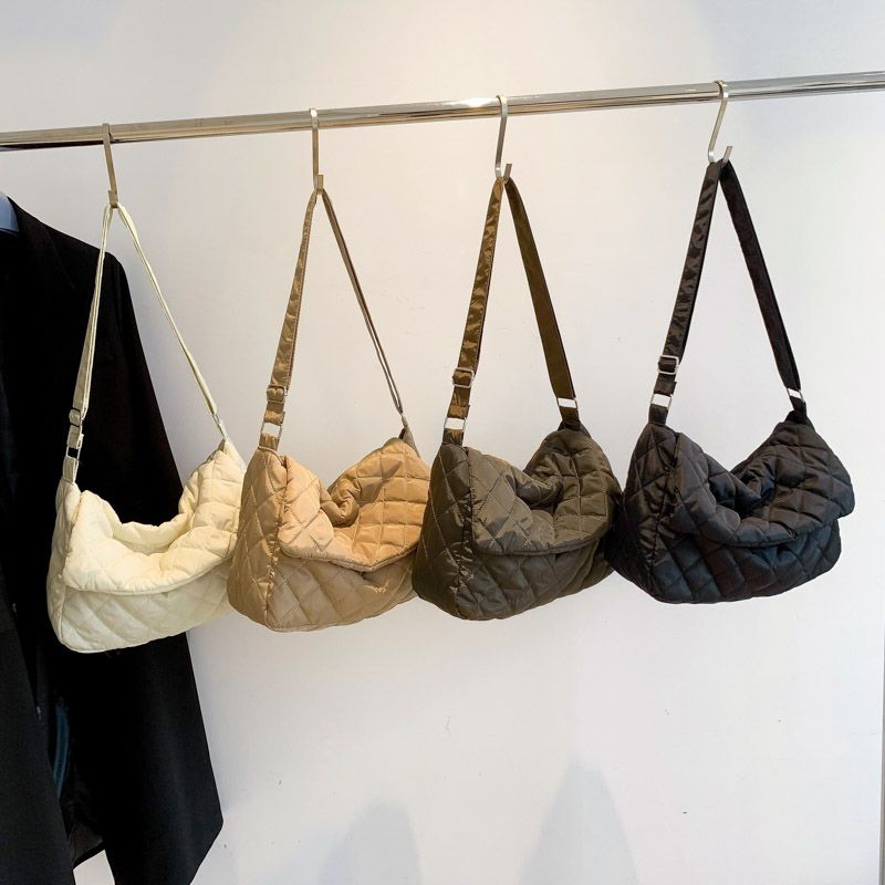 Women's All Seasons Cotton Solid Color Vintage Style Square Flip Cover Shoulder Bag
